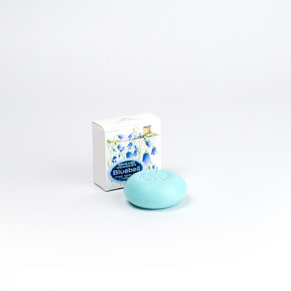 30g-mini-soap-bluebell-highland-memories-white-rose-aromatics