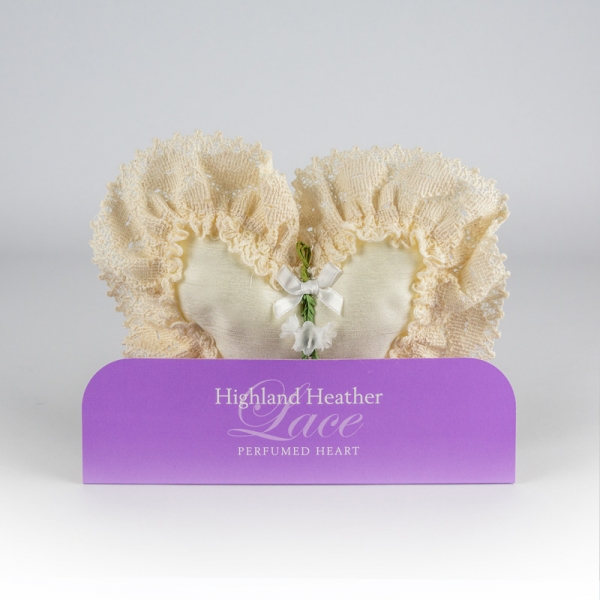 heather-lace-fragrant-heart-2-highland-memories-white-rose-aromatics