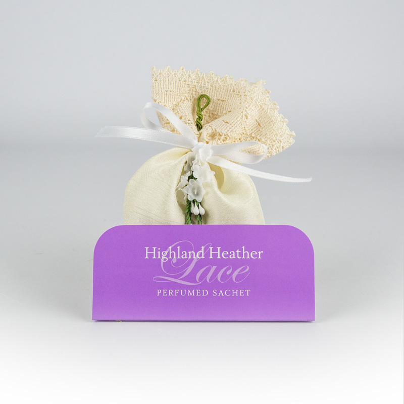 heather-lace-fragrant-sachet-bag-2-highland-memories-white-rose-aromatics